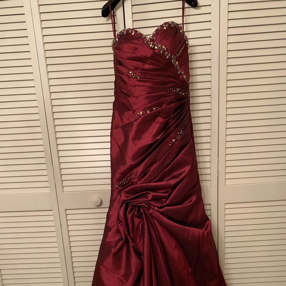 Formal gown - burgundy, beaded, corset back